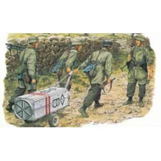 German Fallschirmjägers, Crete 1941 -6070