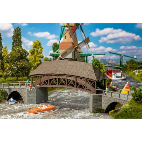 Oude houten brug H0 -191774