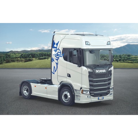 Scania 770 S V8 "White Cab" -schaal 1/24  -3965