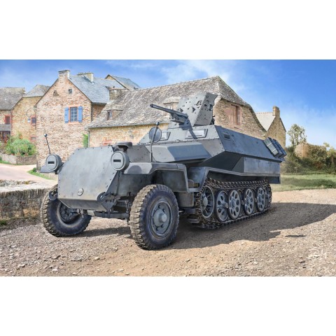 Sd.Kfz. 251/10 -7079