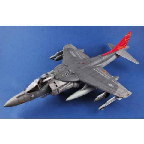 AV-8B HARRIER II -60032 Die Cast Model