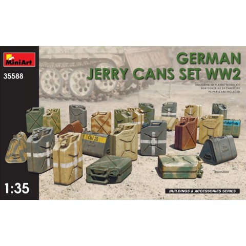 GERMAN JERRY CANS SET WW2 -35588