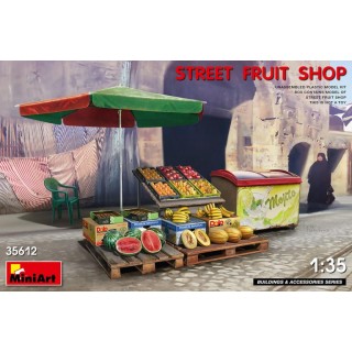 STREET FRUIT SHOP -35612