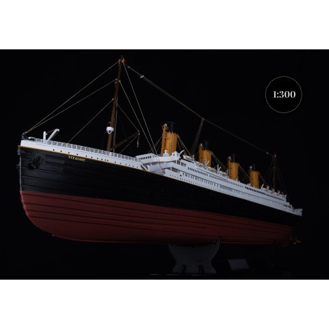 TITANIC 896mm  Houtbouw Schip -14009