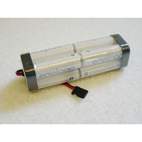 Zender Accu Eneloop 8/2000 mah Futaba