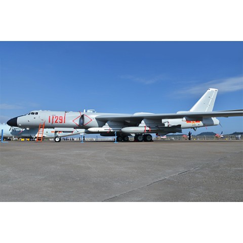 Xian H-6K Bomber -03930