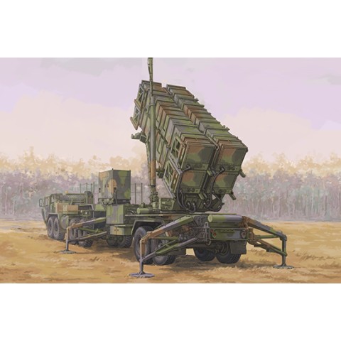 M983 HEMTT & M901 Launching Station w/MIM-104 Patriot SAM System (PAC-2) -07158